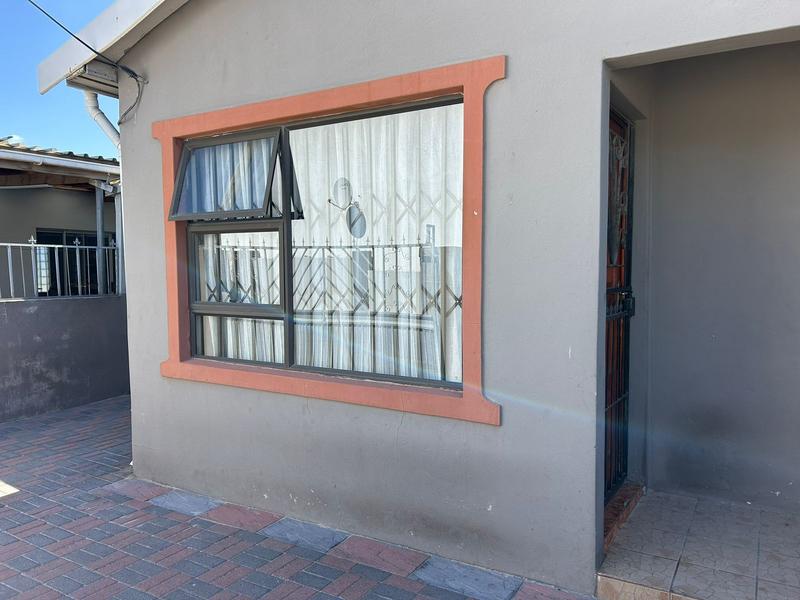 3 Bedroom Property for Sale in Mfuleni Western Cape